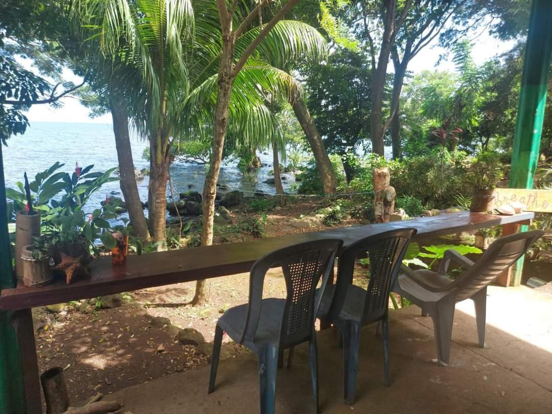 Rocks Beach Balgue Ngoại thất bức ảnh